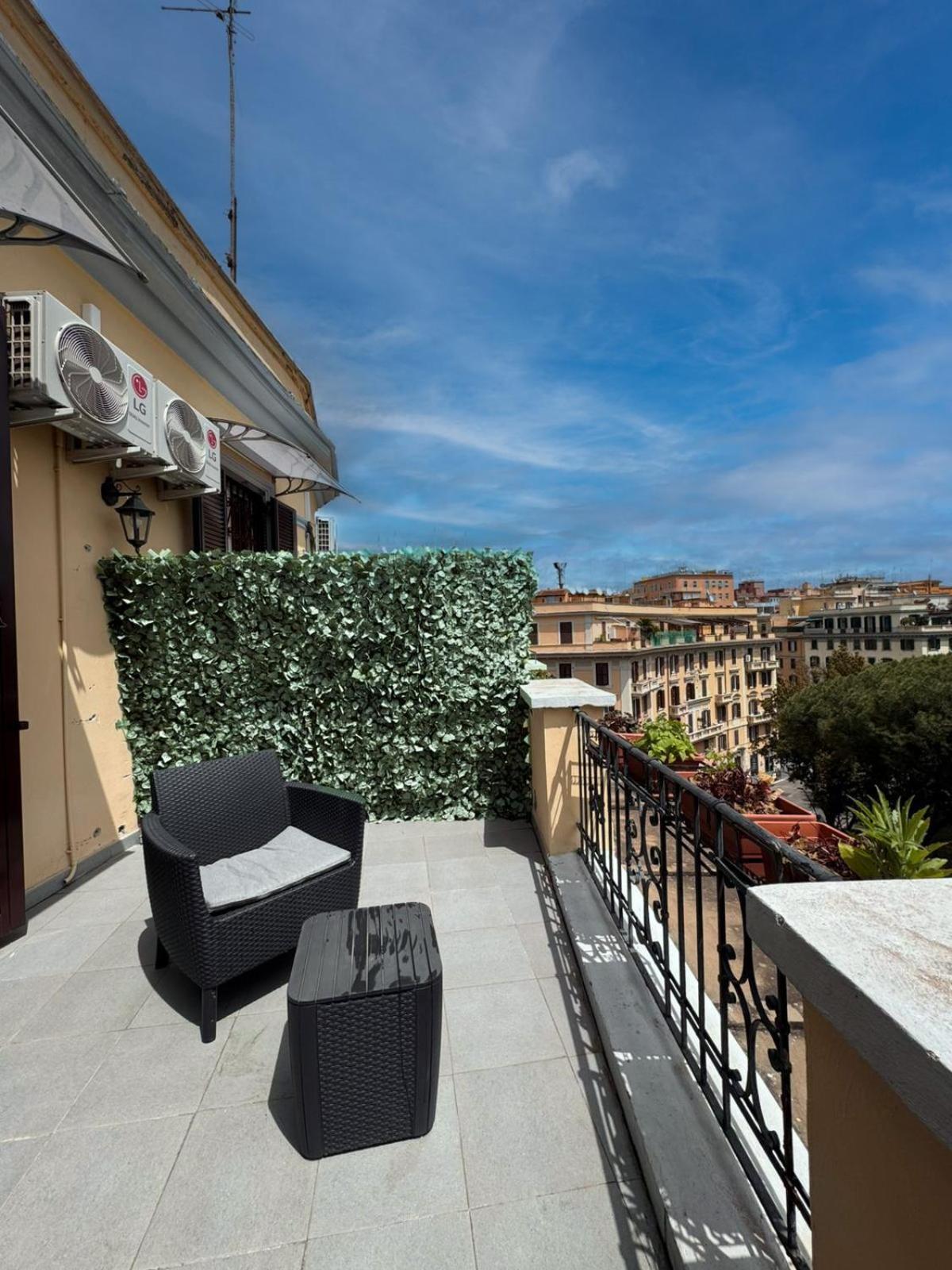 Re Di Roma Rooftop Luaran gambar